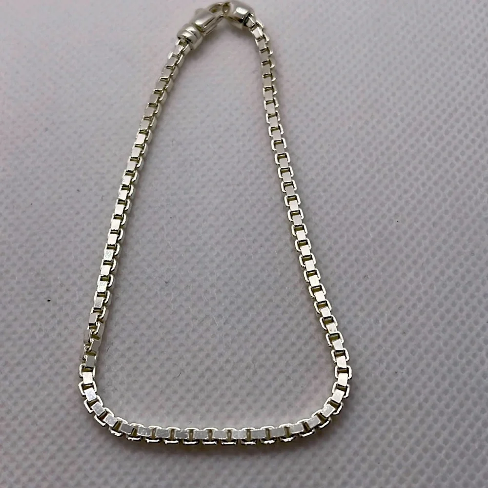 Mejuri Square Box Chain Bracelet